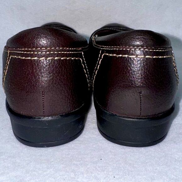 NWT Womens Clarks Dark Brown Recent Drive Leather Slip-on Shoes size 7 - Picture 3 of 8